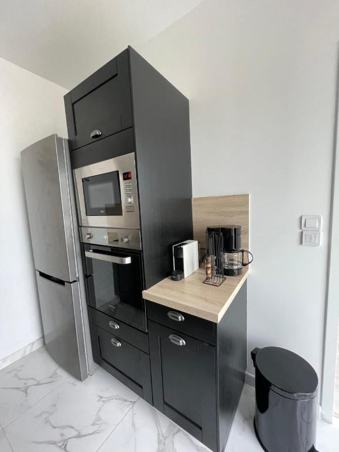 Апартаменти Bright Nest - Open View - Residential Area Ла-Рошель Екстер'єр фото